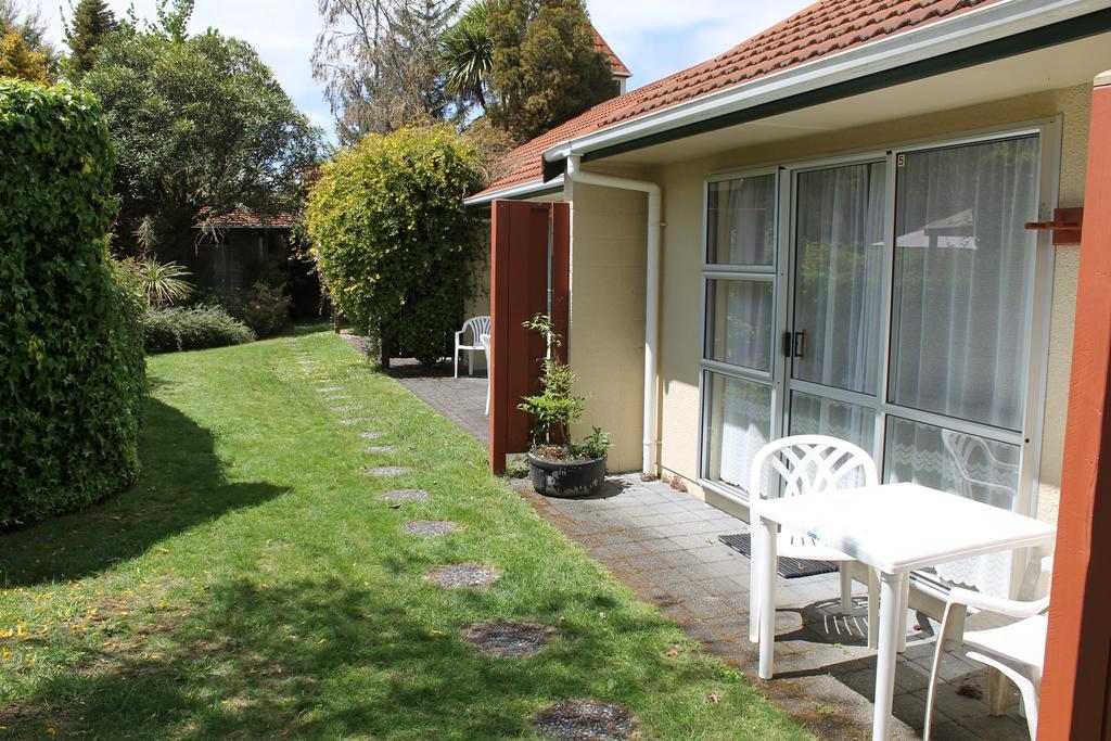 Anglers Paradise Motel Turangi Exterior photo